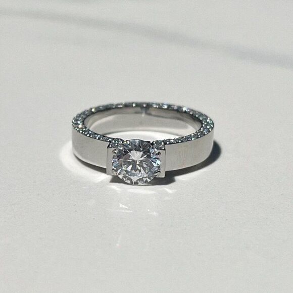 New! “Amelie” Silver Crystal Studded Ring - Picture 1 of 5